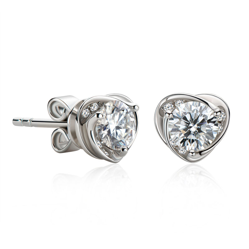 925 Sterling Silver Classic Round Cut Cubic Zirconia Heart-shaped Stud Earrings