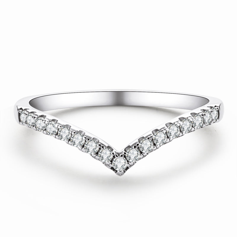 925 Sterling Silver V-Shape Round Cut CZ Band