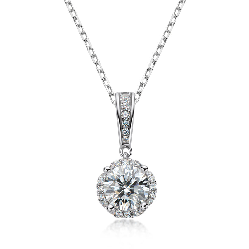 925 Sterling Silver Classic Brilliant Round CZ Pendant Necklace