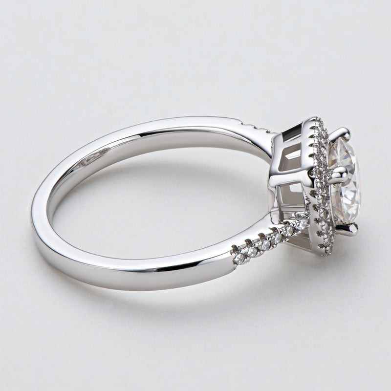 925 Sterling Silver  Classic Round Cut CZ Halo Ring