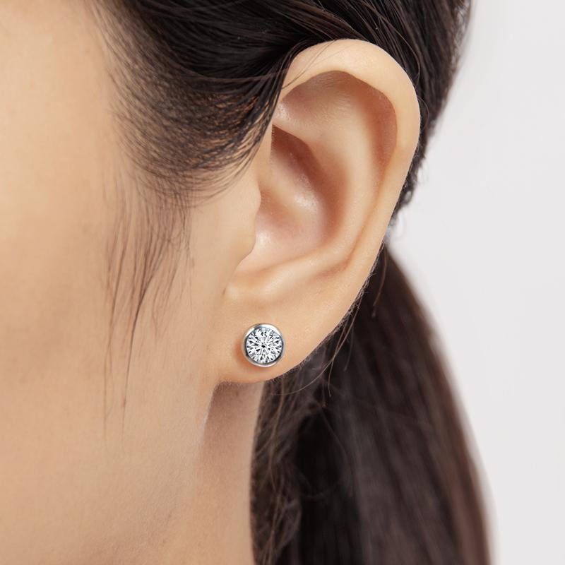 925 Sterling Silver Brilliant Round Cut Cubic Zirconia Stud Earrings