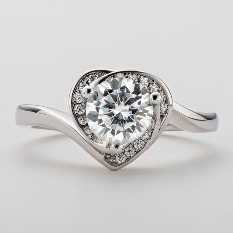 925 Sterling Silver Classic Round Cut Multi Stone CZ Heart-shaped Ring