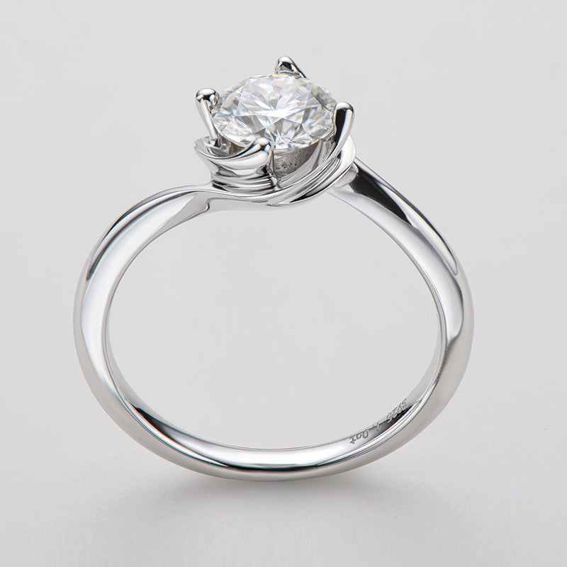 925 Sterling Silver Classic Round Cut CZ Bud Solitaire Rings