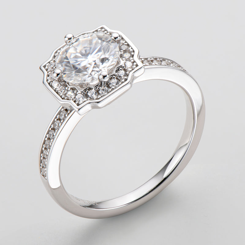 925 Sterling Silver  Classic Round Cut CZ Halo Ring