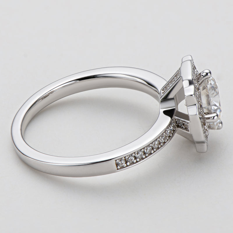 925 Sterling Silver  Classic Round Cut CZ Halo Ring