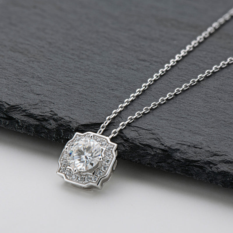 925 Sterling Silver Classic Brilliant Round CZ Pendant Necklace