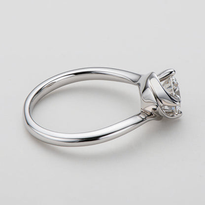 925 Sterling Silver Classic Round Cut CZ Bud Solitaire Rings