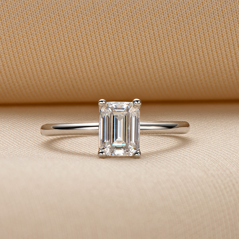 925 Sterling Silver Solitaire Emerald Cut CZ Ring