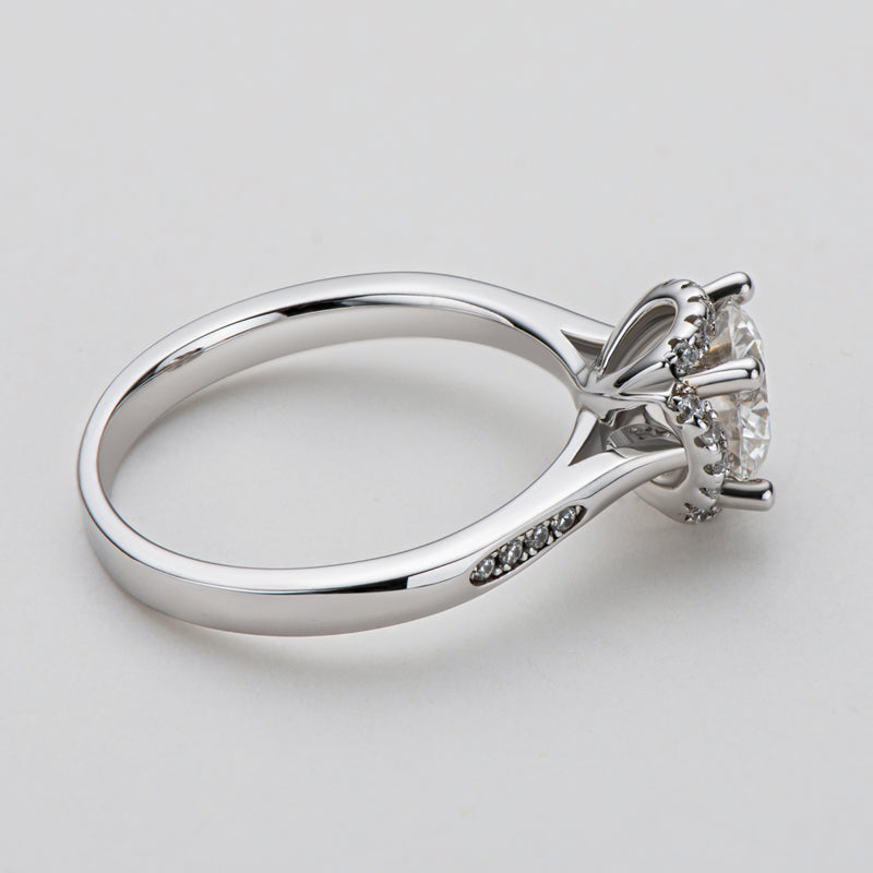 925 Sterling Silver Classic Round Cut CZ Halo Ring