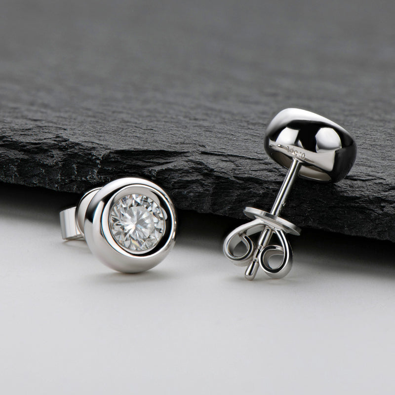 925 Sterling Silver Classic Round Cut Stud Earrings