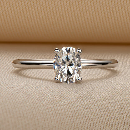 925 Sterling Silver Oval Cut 1 Carat CZ Solitaire Ring