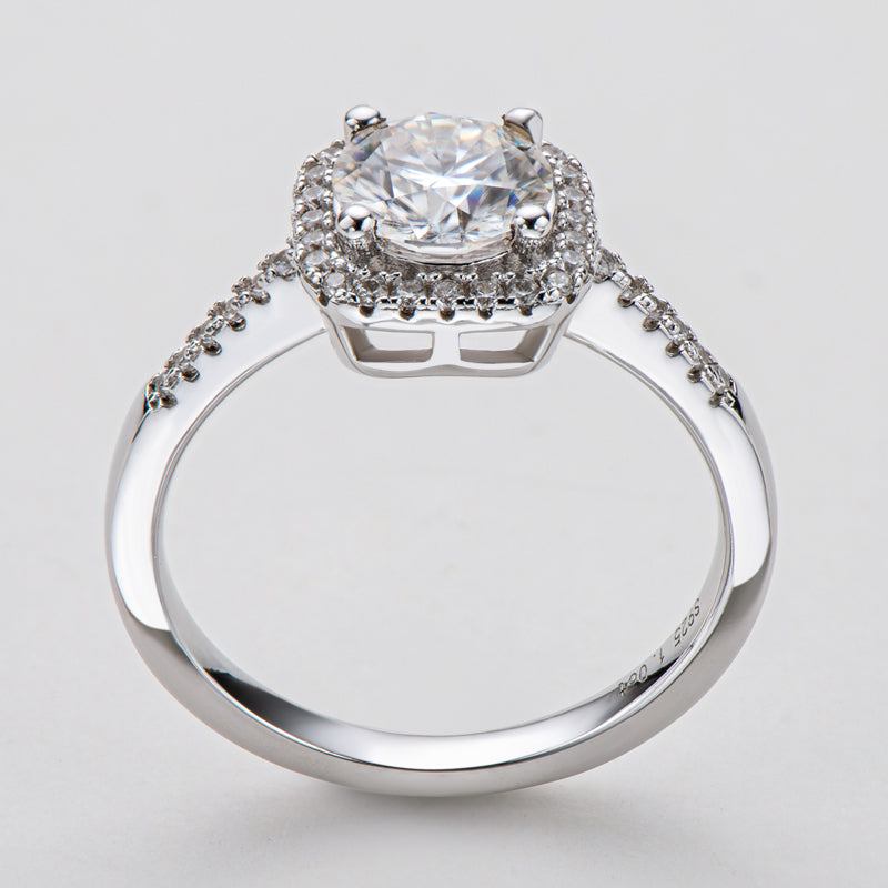 925 Sterling Silver  Classic Round Cut CZ Halo Ring