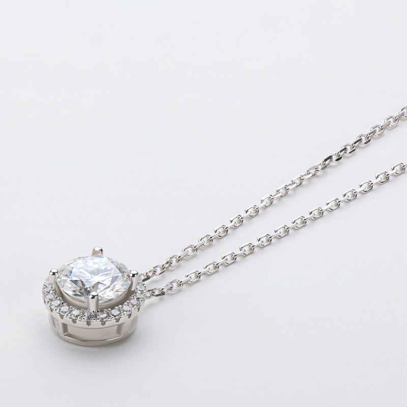 925 Sterling Silver Classic Brilliant Round CZ Pendant Necklace