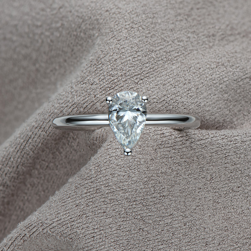 925 Sterling Silver Pear Shaped 1.0CT CZ Solitaire Ring