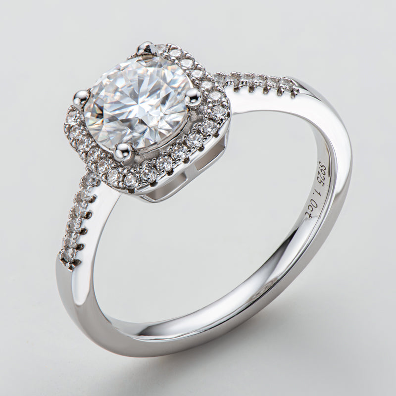 925 Sterling Silver  Classic Round Cut CZ Halo Ring