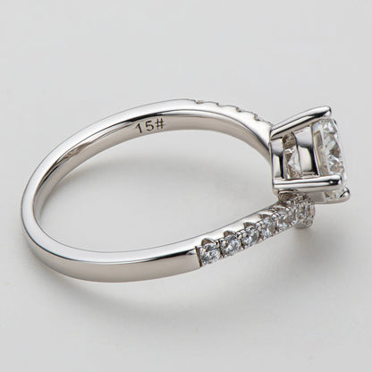 925 Sterling Silver Round Cut CZ V-shaped Ring