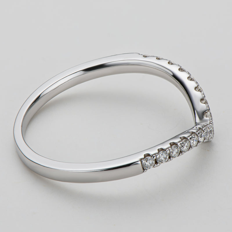 925 Sterling Silver V-Shape Round Cut CZ Band