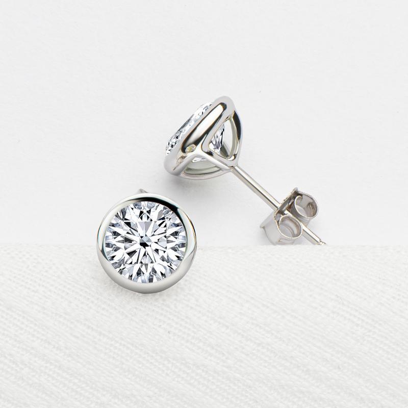 925 Sterling Silver Brilliant Round Cut Cubic Zirconia Stud Earrings