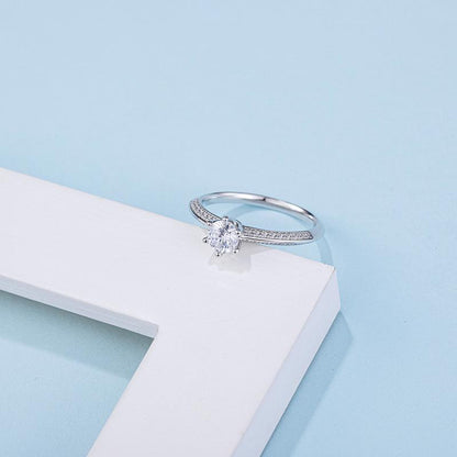 925 Sterling Silver Classic Round Cut CZ Ring