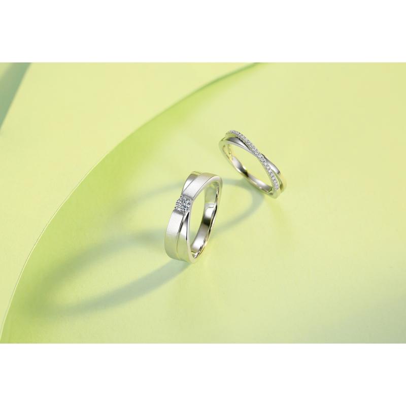 925 Sterling Silver Round Cut CZ Split Shank Wedding Band