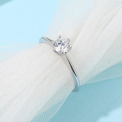 925 Sterling Silver Round Cut CZ Solitaire Ring