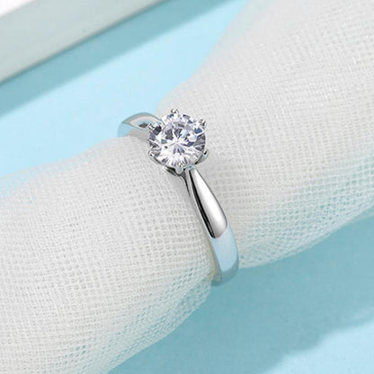 925 Sterling Silver Round Cut CZ Solitaire Ring