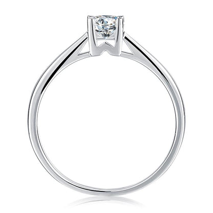 925 Sterling Silver Round Cut CZ Solitaire Ring