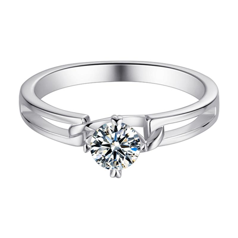 925 Sterling Silver Classic Round Cut CZ Ring