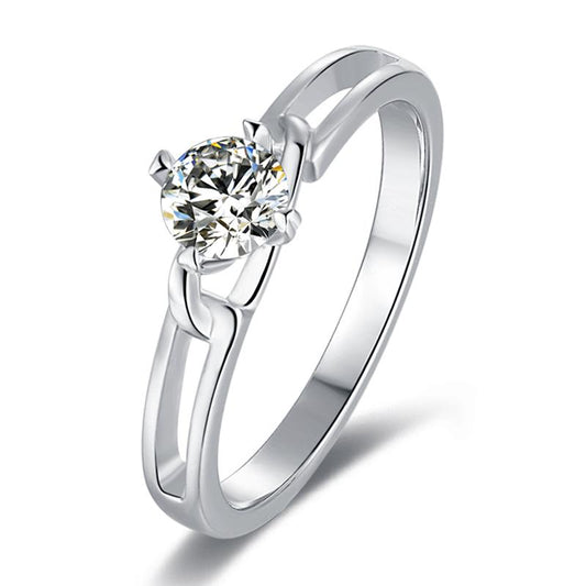 925 Sterling Silver Classic Round Cut CZ Solitaire Ring