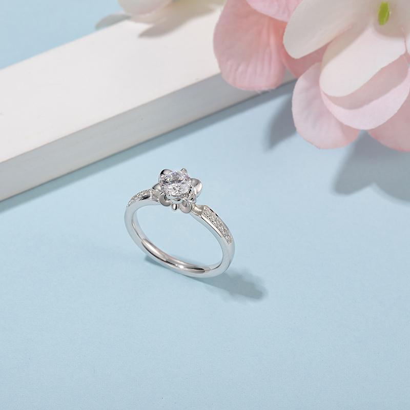 925 Sterling Silver  Classic Round Cut CZ Ring