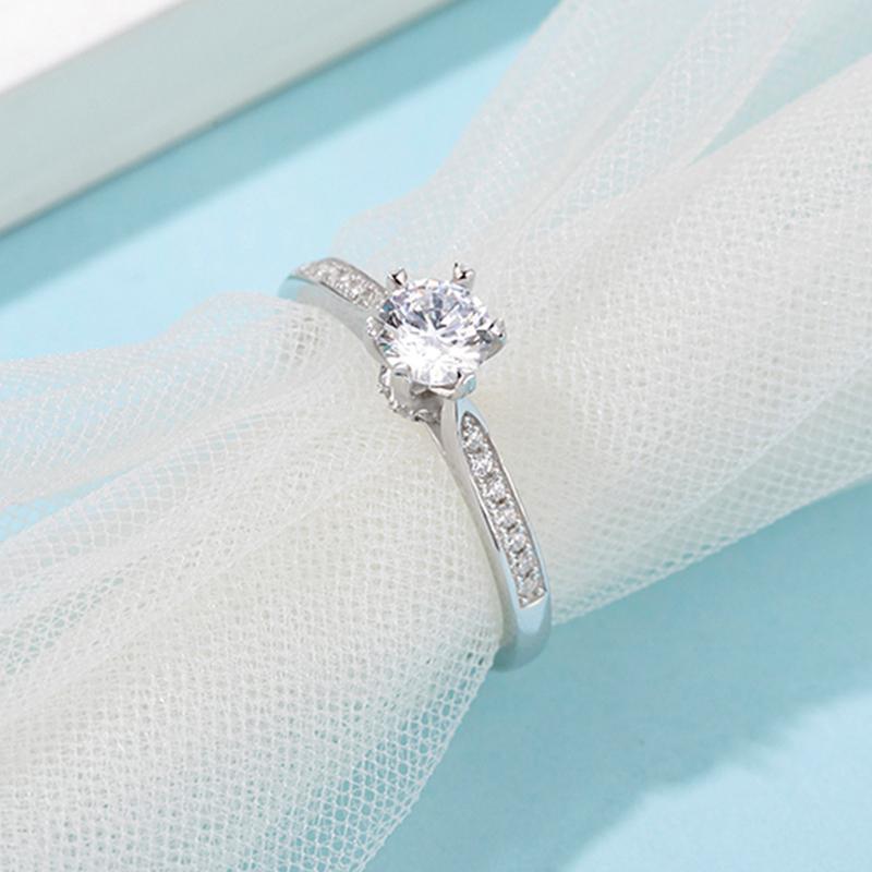 925 Sterling Silver Classic Round Cut CZ Six Prong Ring