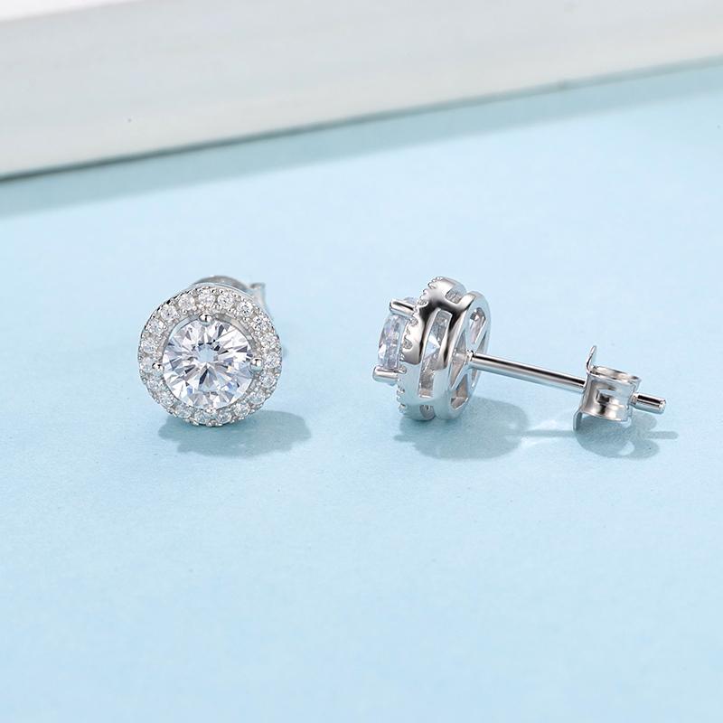 925 Sterling Silver Classic Round Cut Stud Earrings