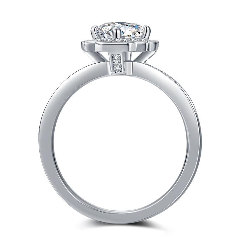 925 Sterling Silver  Classic Round Cut CZ Halo Ring