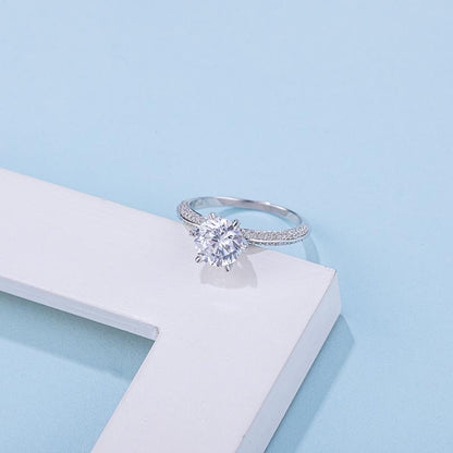 925 Sterling Silver Classic Round Cut CZ Ring