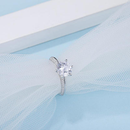 925 Sterling Silver Classic Round Cut CZ Ring