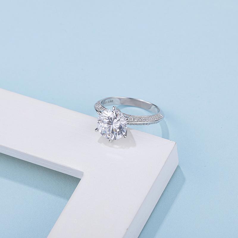 925 Silver Sterling Classic Round Cut CZ Ring