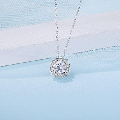 925 Sterling Silver Classic Brilliant Round CZ Pendant Necklace