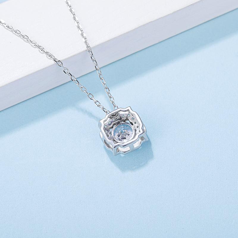 925 Sterling Silver Classic Brilliant Round CZ Pendant Necklace