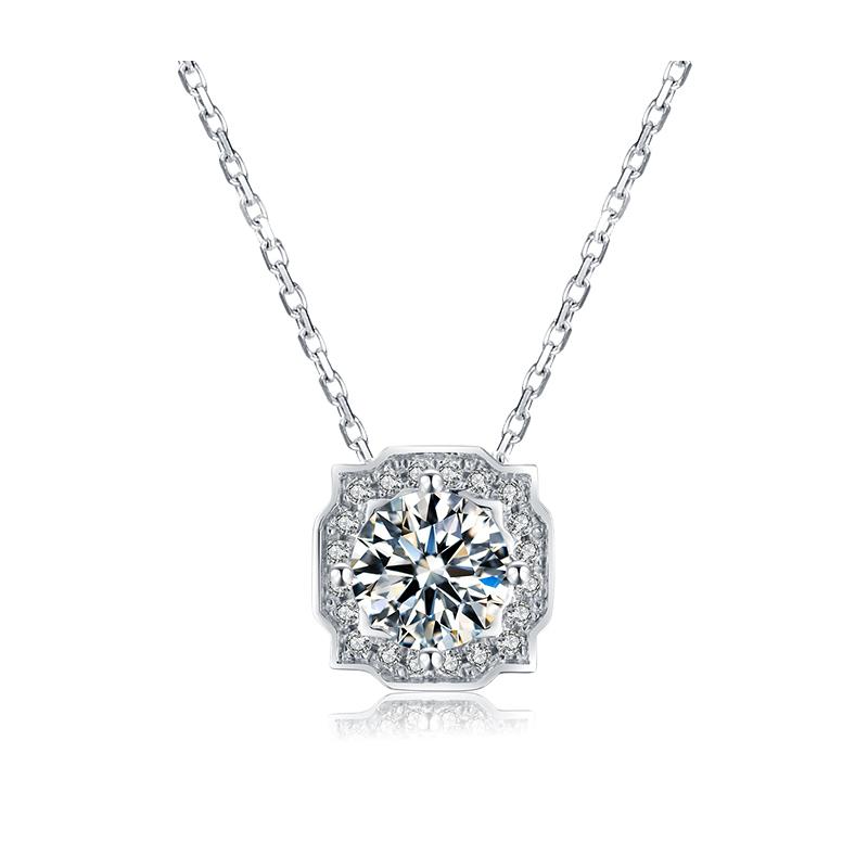 925 Sterling Silver Classic Brilliant Round CZ Pendant Necklace