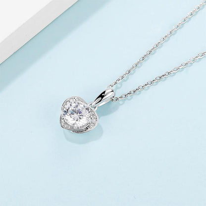 925 Sterling Silver Classic Brilliant Round CZ Heart-shaped Pendant Necklace