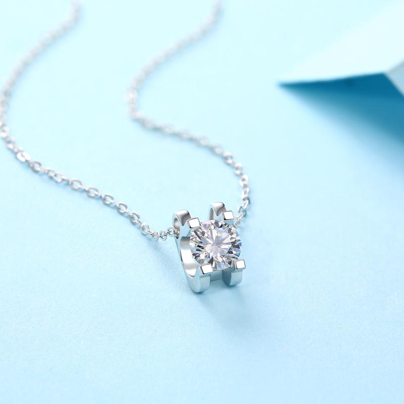 925 Sterling Silver Round Brilliant Cut CZ Diamond Pendant Necklace