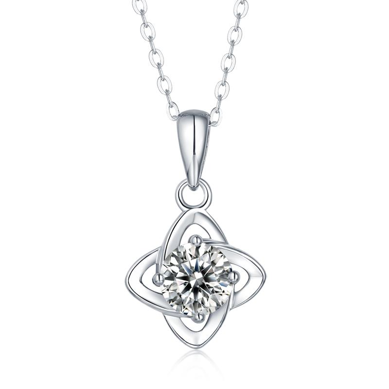 925 Sterling Silver Clover Round Cut CZ Diamond Pendant Necklace