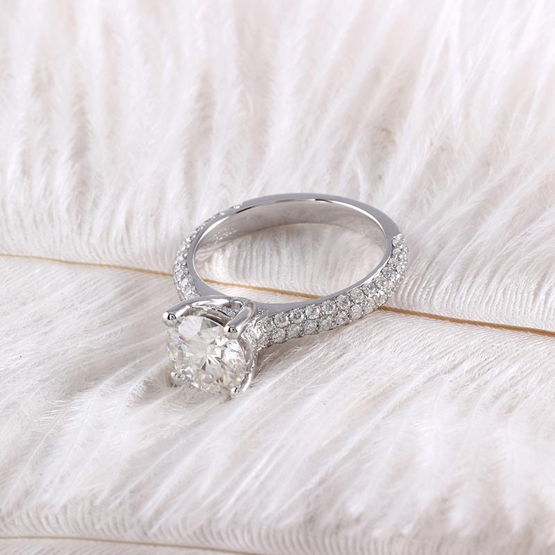 925 Sterling Silver  Round Cut CZ Classic Ring