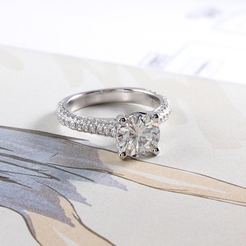 925 Sterling Silver  Round Cut CZ Classic Ring