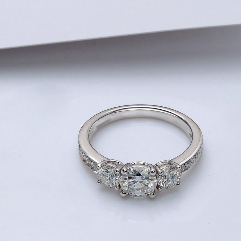 925 Sterling Silver Round Cut Three Stone CZ  Ring