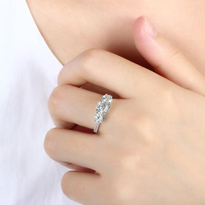 925 Sterling Silver Round Cut Three Stone CZ Ring