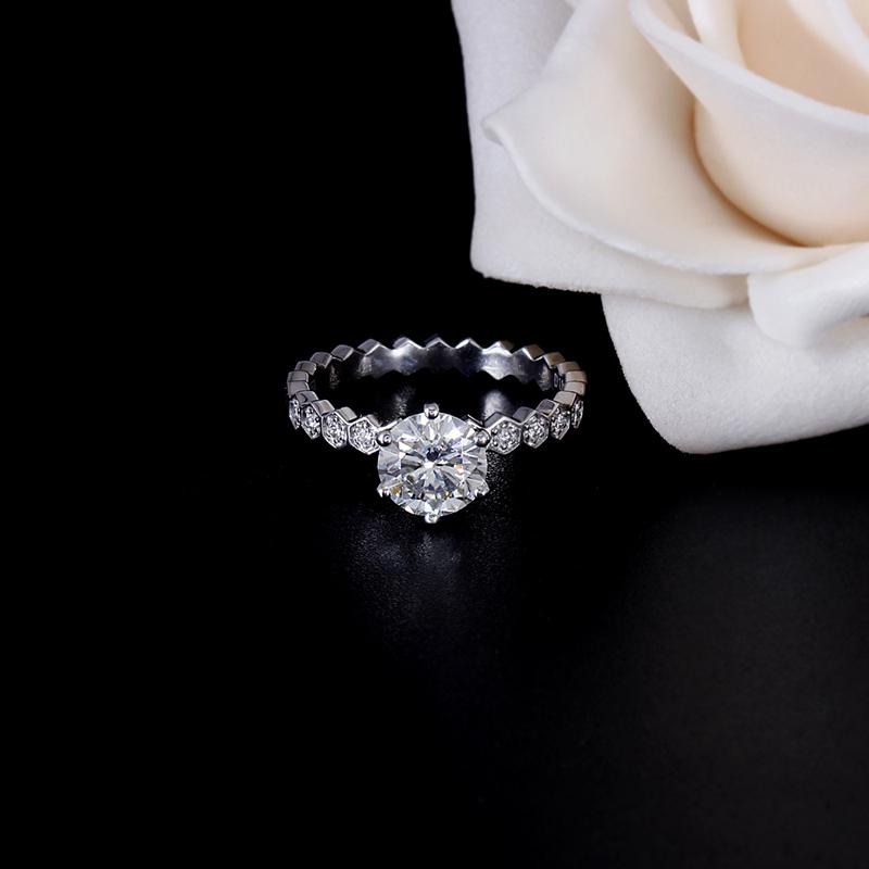 925 Sterling Silver Round Cut Pave CZ Ring