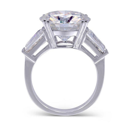 925 Sterling Silver Round Cut Three Stone CZ Ring