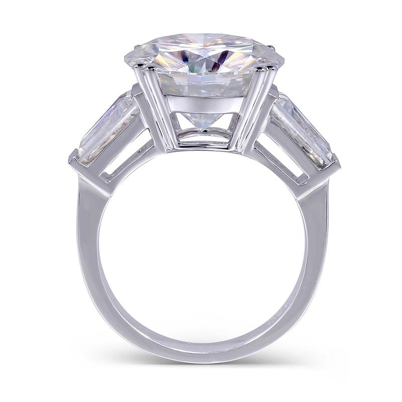 925 Sterling Silver Round Cut CZ Three Stone Ring