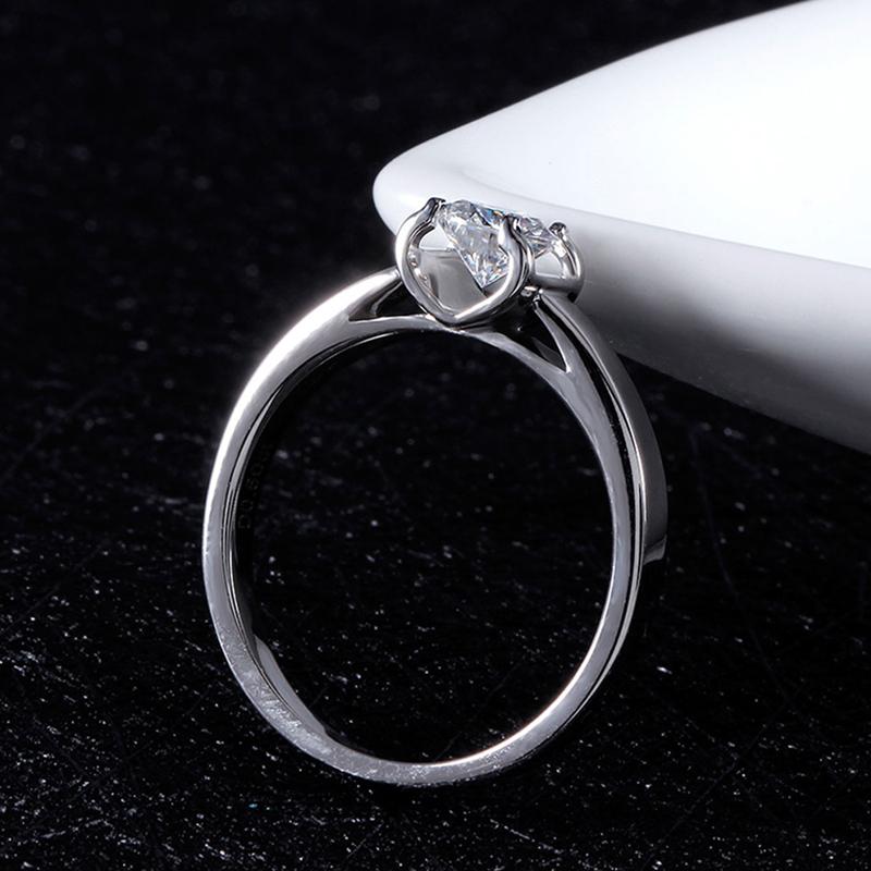 925 Sterling Silver Round Cut Solitaire CZ Ring